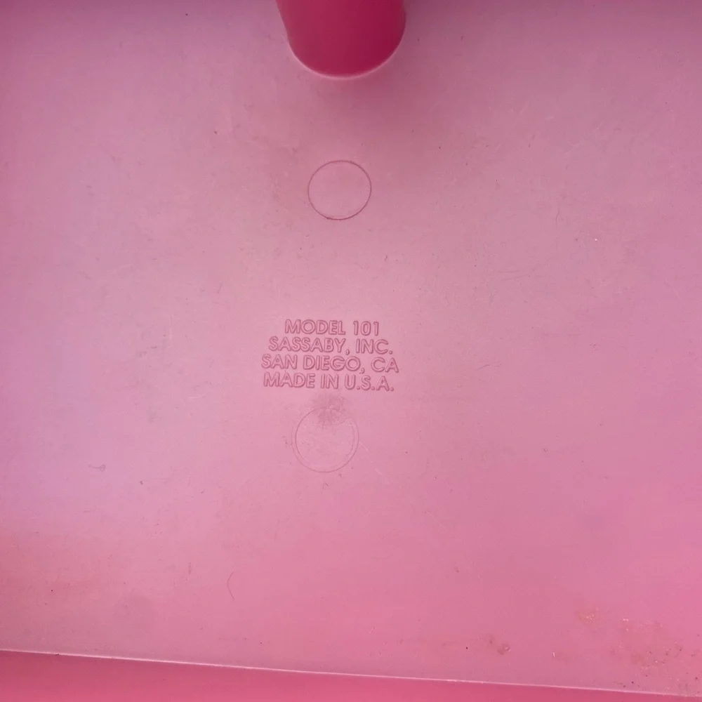 VINTAGE SASSABY pink make up organizer/ storage train case.pre-owned model 101 - Picture 5 of 11